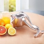 عصارة برتقال جامبو يدوية من الألومنيوم - عصارة فواكه متعددة الاستخدامات، قابلة للفصل، شديدة التحمل، مضادة للتنقيط، خالية من البيسفينول A - الصورة 3